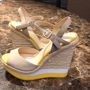 ** NEW** Cute Summer Yellow and Tan Wedge Sandals.